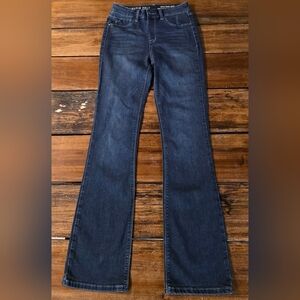 Silky Baby Bell By Laurie Felt Los Angeles